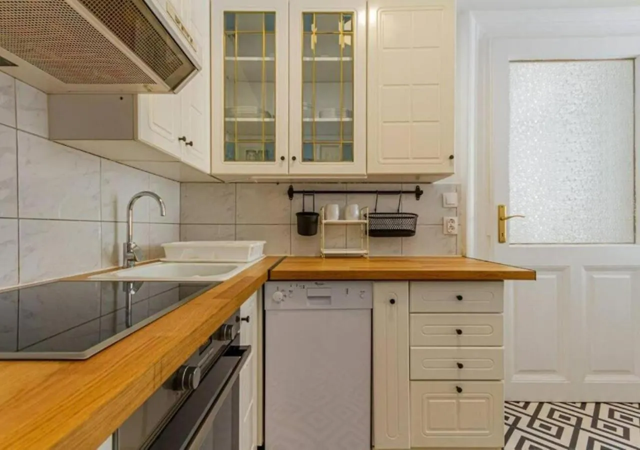 Luxury Apartment By The Famous Vaci Street Budapest