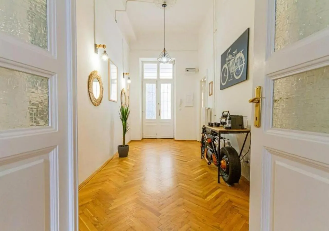 Luxury Apartment By The Famous Vaci Street Budapest