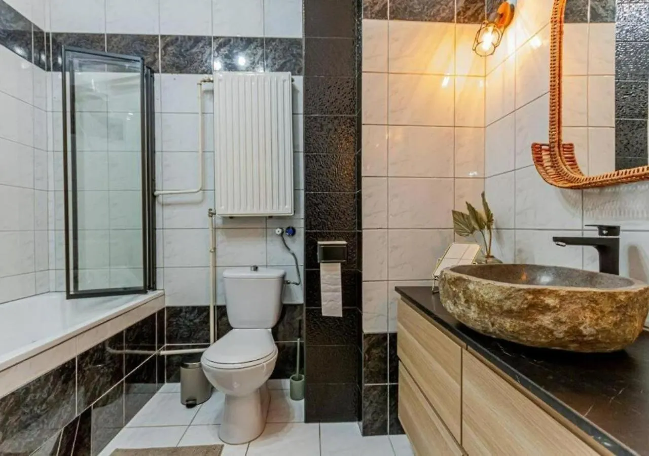 Luxury Apartment By The Famous Vaci Street Budapest 0*,  Hungary