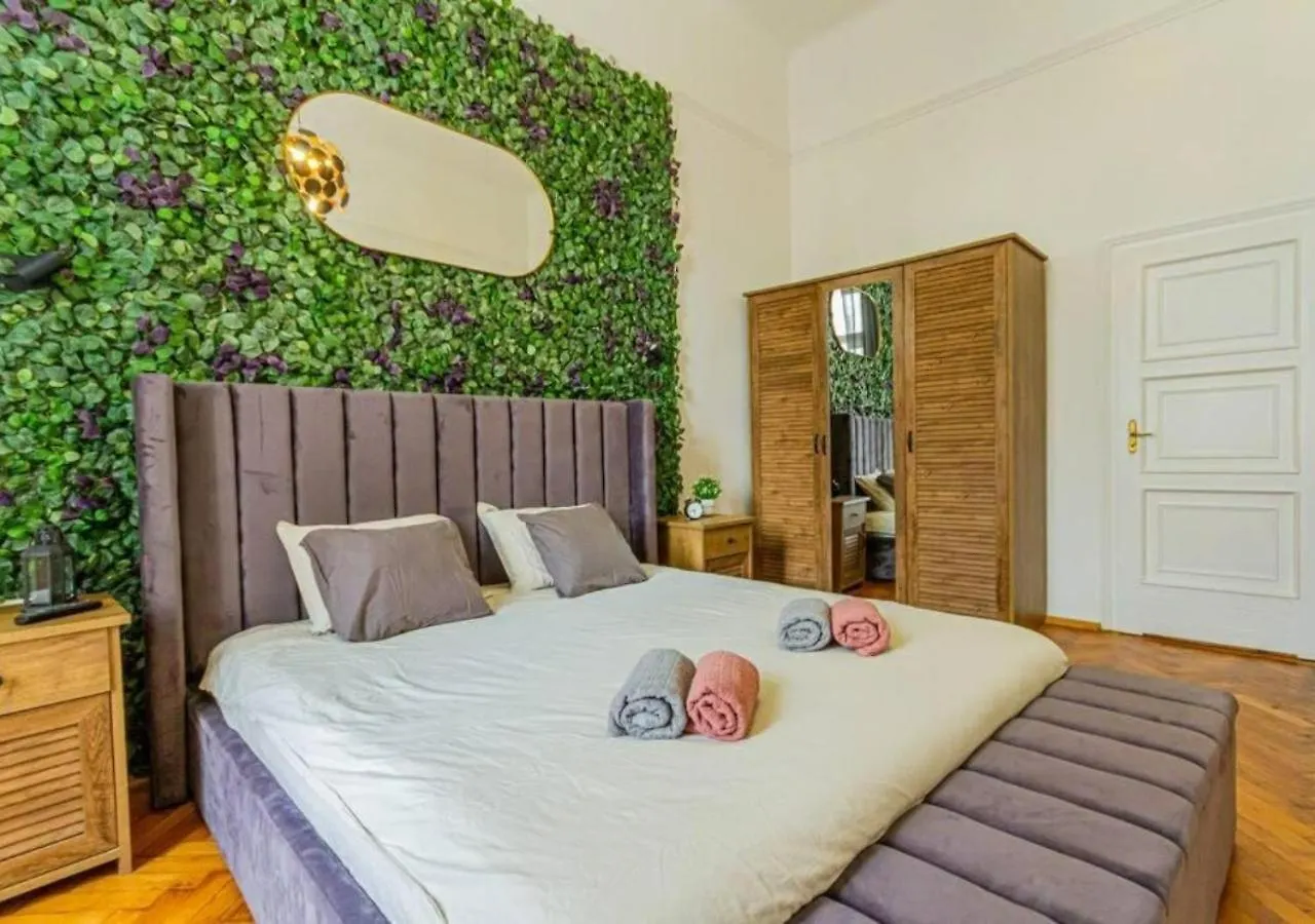 Luxury Apartment By The Famous Vaci Street Budapest